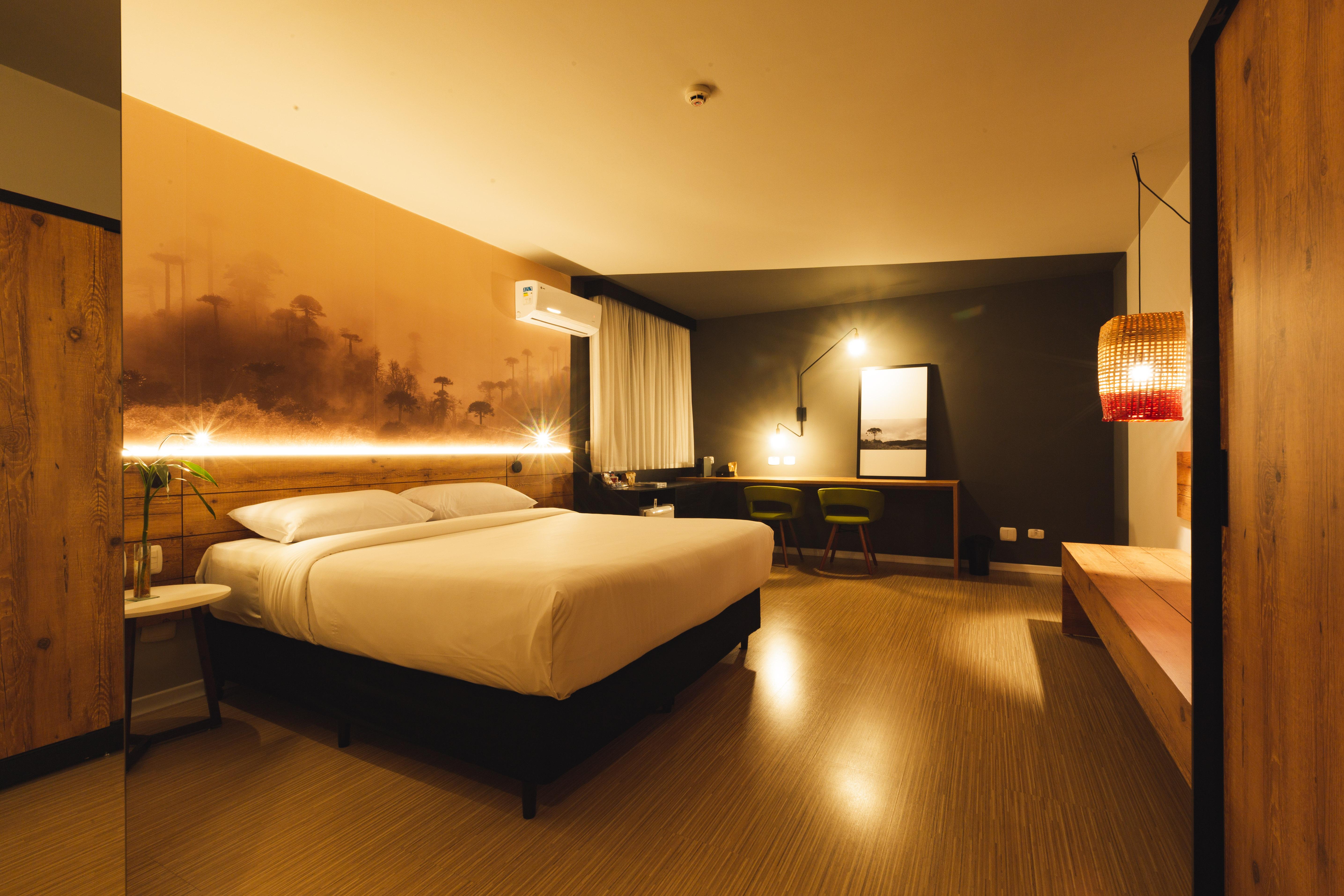 São José dos Pinhais Hotel Cassino Tower Curitiba Aeroporto By Nacional Inn מראה חיצוני תמונה