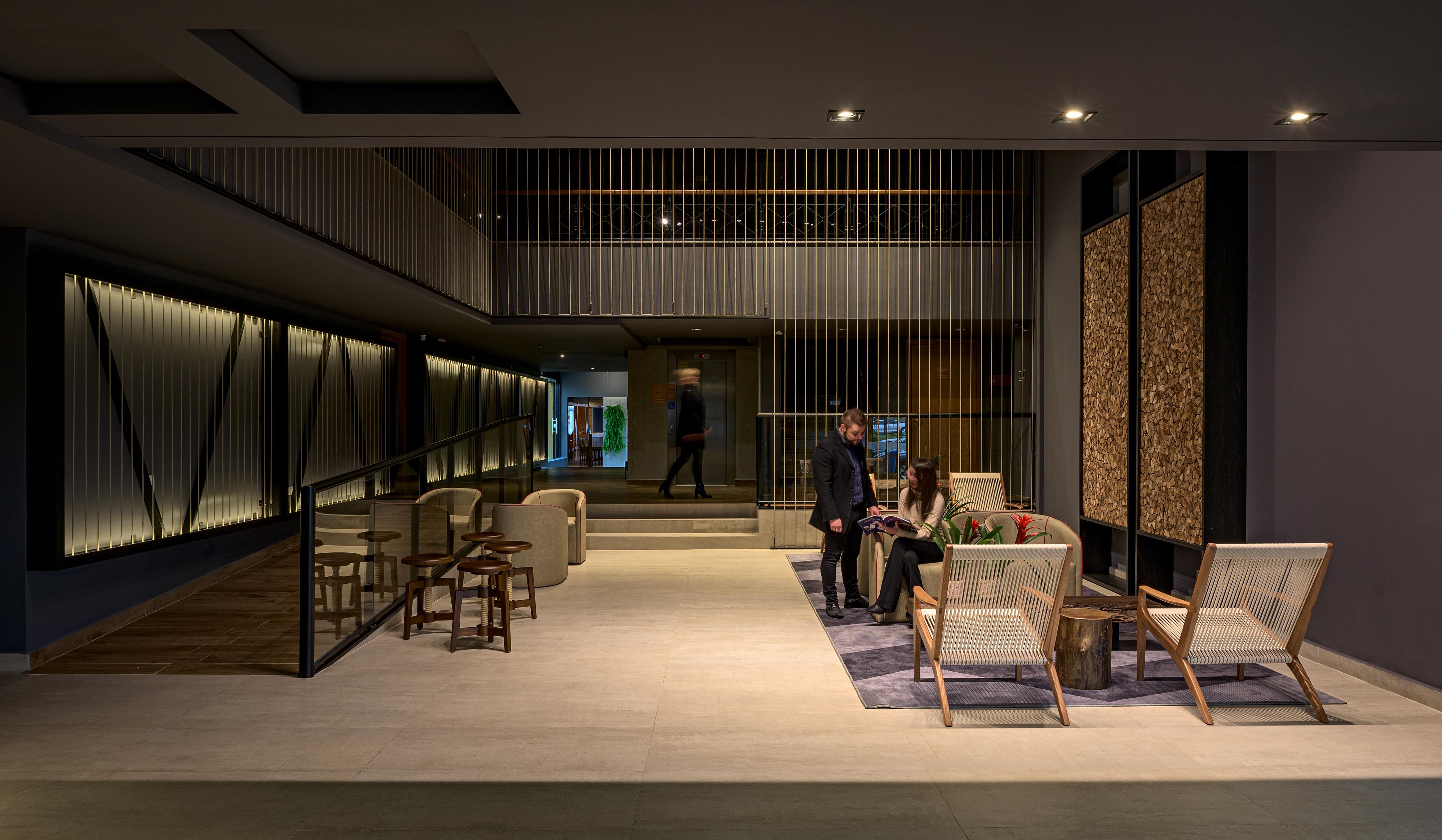 São José dos Pinhais Hotel Cassino Tower Curitiba Aeroporto By Nacional Inn מראה חיצוני תמונה