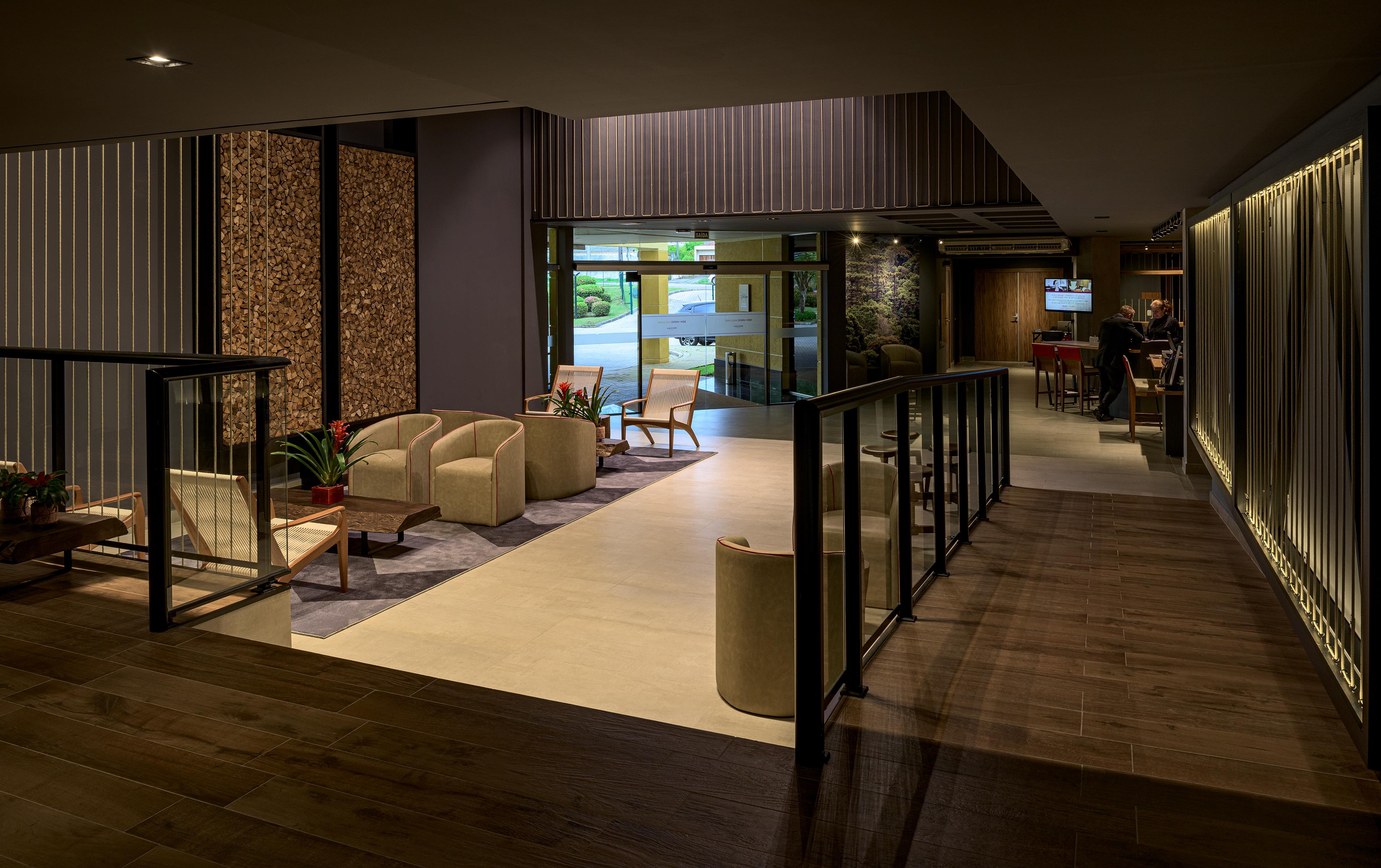 São José dos Pinhais Hotel Cassino Tower Curitiba Aeroporto By Nacional Inn מראה חיצוני תמונה