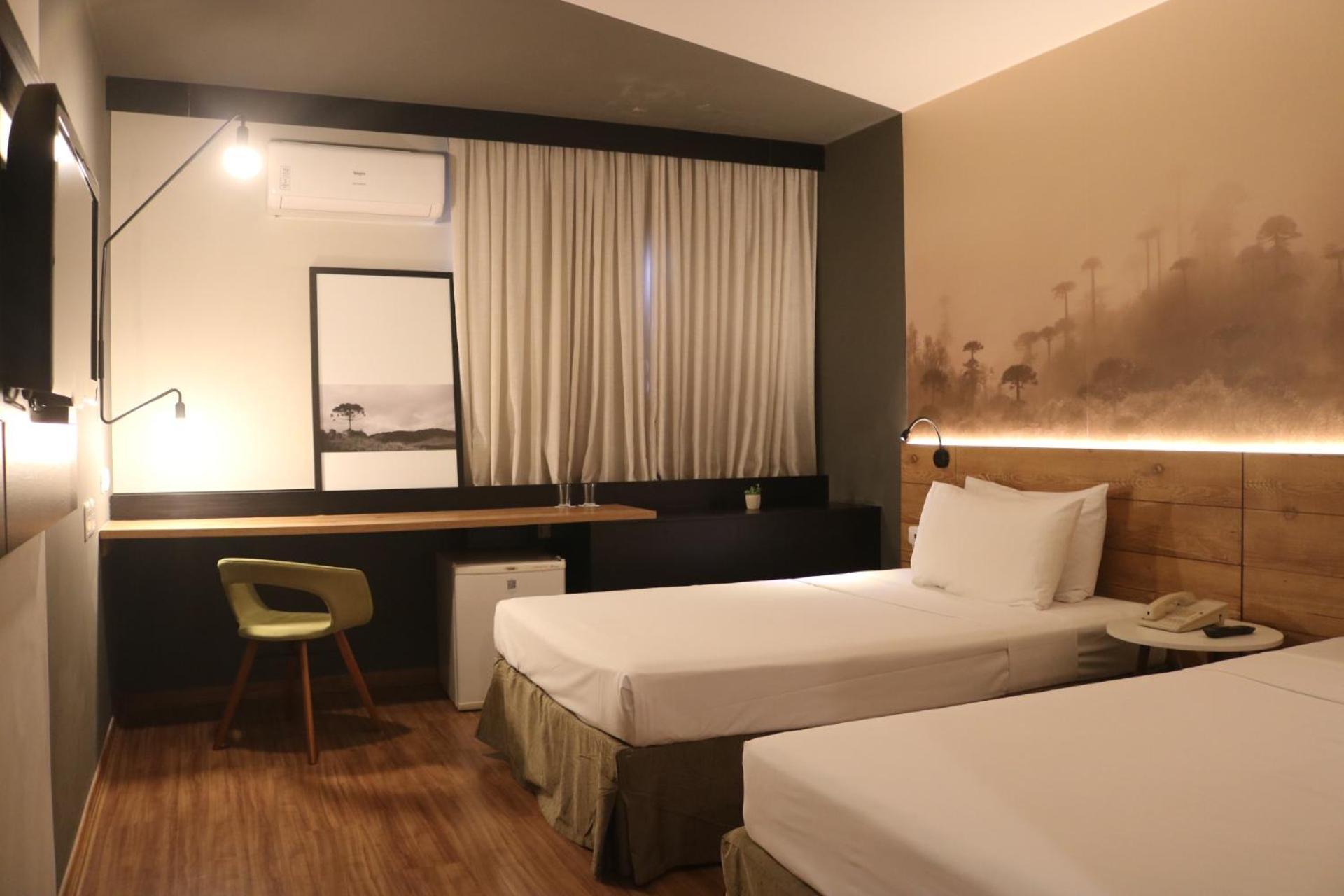 São José dos Pinhais Hotel Cassino Tower Curitiba Aeroporto By Nacional Inn מראה חיצוני תמונה
